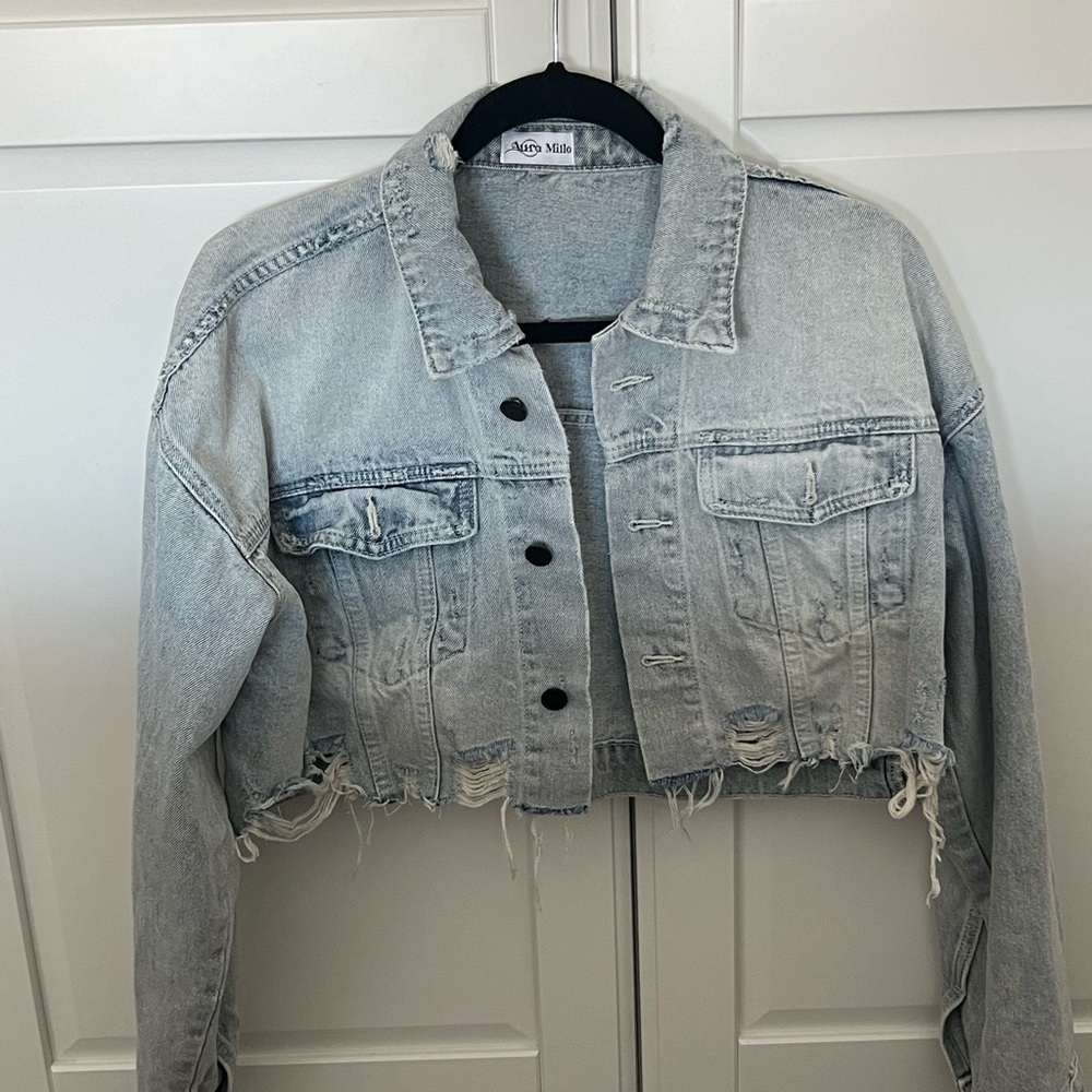 Cropped Denim Jacket w/ black buttons